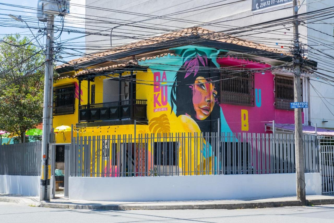 Baku Laureles Hostel Medellín Esterno foto
